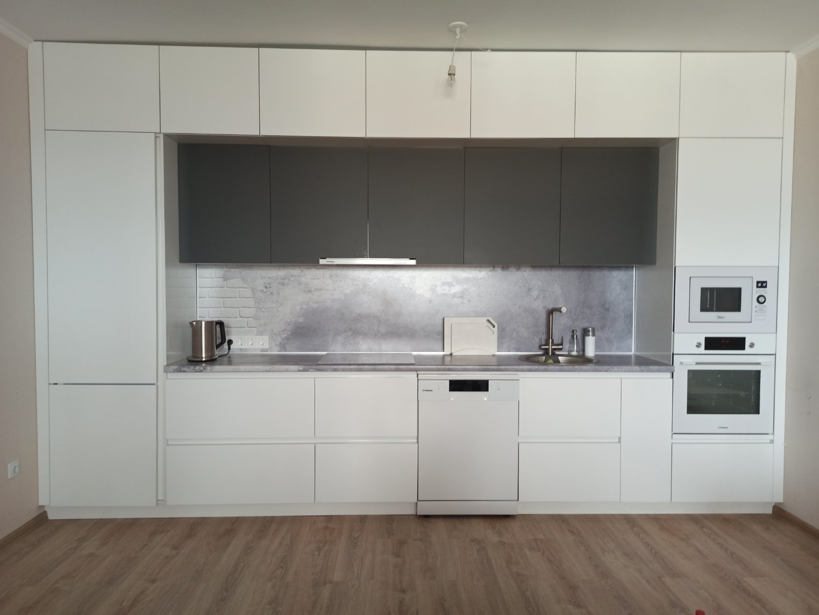 Заказать линейную кухню