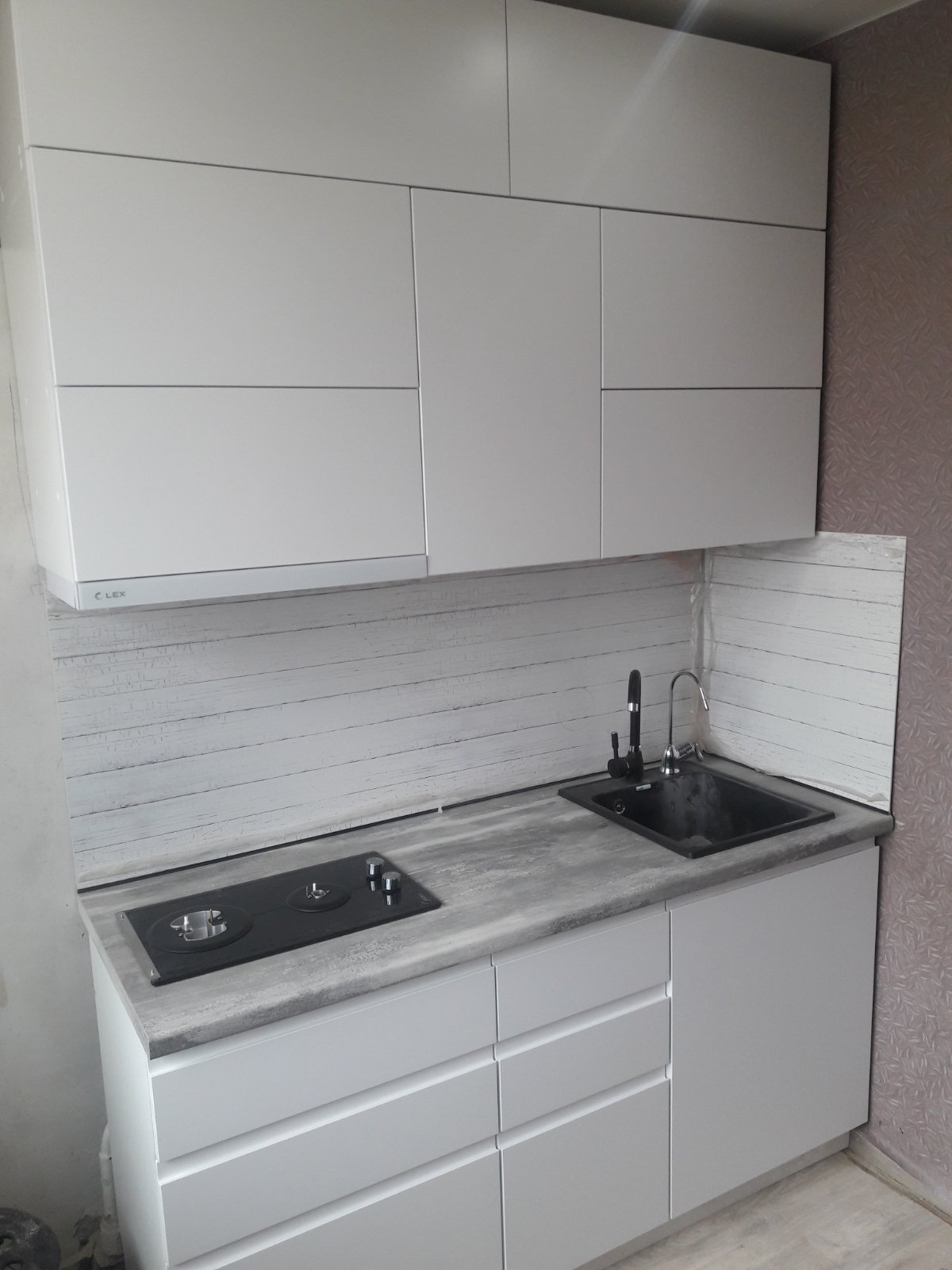 Заказать линейную кухню